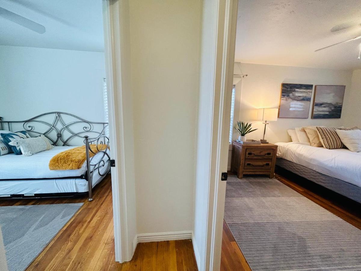 Home Sweet Idahome, Feels Like Home With All The Decor You Wish You Could Afford King Bed In Master, Fully Fenced Dog Friendly Yard, A Few Blocks From Bsu And Downtown Boise, Your Perfect Stay! 외부 사진